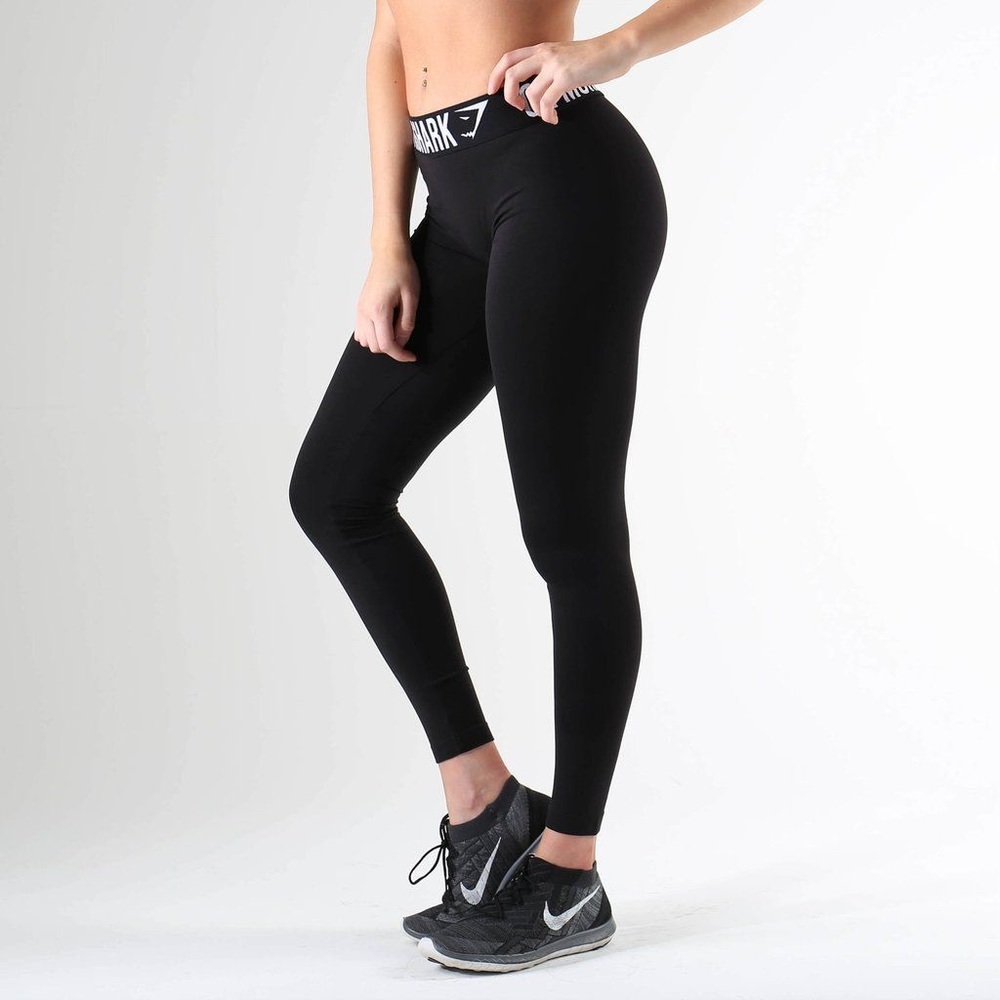 RARE Gymshark Fit Leggings with purple band